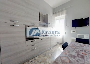 camera da letto - Bilocale Roma
 
89, San Bartolomeo al Mare - foto 3