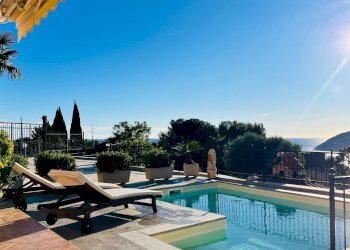 piscina - Trilocale Soprana
 
2A, Andora - foto 27