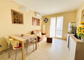 Foto 2 - Trilocale via Diano Castello
 
74, Diano Marina - foto 2