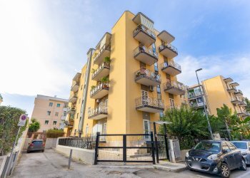 Foto 1 - Appartamento Via Monsignor Domenico Morea
 
18, Bari - foto 1