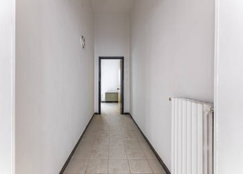 Foto 14 - Three-room apartment Via Marchese Di Montrone
 
9, Bari - photo 14