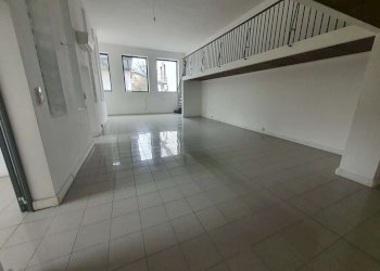 20251205_112630 - Locale Commerciale strada provinciale Strada Provinciale 415 Paullese, 19, Madignano - foto 9