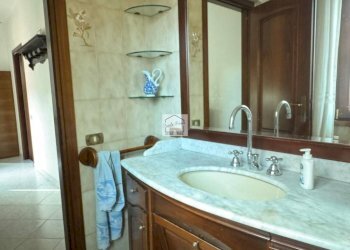 Bagno - Trilocale via dei Rangoni, 56, Roma - foto 23