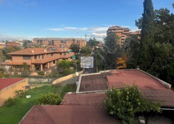 Vista - Trilocale via dei Rangoni, 56, Roma - foto 1