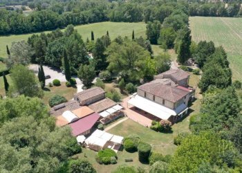 Vista - Rustico strada Statale di Gubbio e Pian d'Assino, Gubbio - foto 3