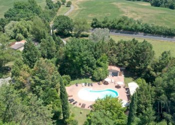 Piscina - Rustico strada Statale di Gubbio e Pian d'Assino, Gubbio - foto 4