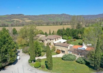 Vista - Rustico strada Statale di Gubbio e Pian d'Assino, Gubbio - foto 10