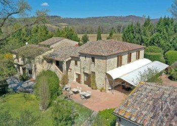 Vista - Rustico strada Statale di Gubbio e Pian d'Assino, Gubbio - foto 11
