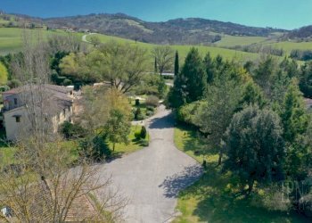 Vista - Rustico strada Statale di Gubbio e Pian d'Assino, Gubbio - foto 17