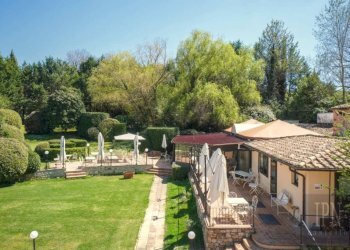 Giardino - Rustico strada Statale di Gubbio e Pian d'Assino, Gubbio - foto 27