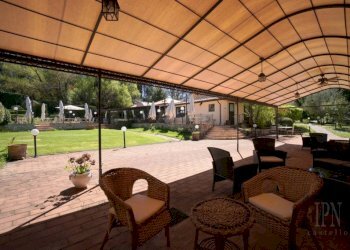 Giardino - Rustico strada Statale di Gubbio e Pian d'Assino, Gubbio - foto 29