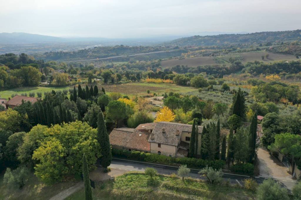 Rustic strada di Montevile, Perugia - photo 3