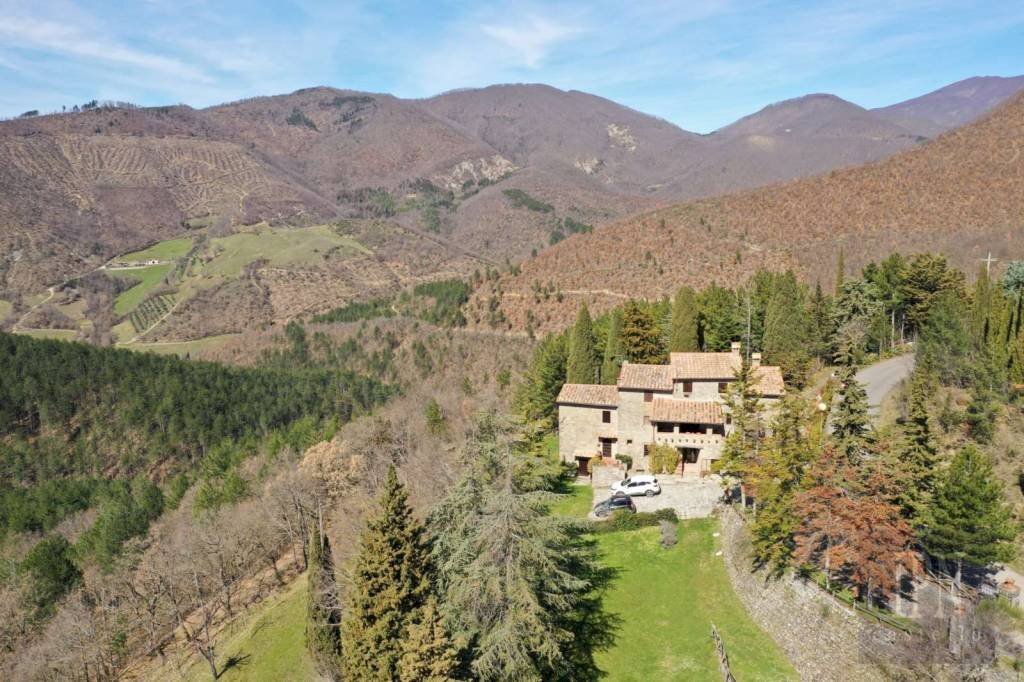 Vista - Villa strada Comunale della Montagna, 100, Sansepolcro - photo 1