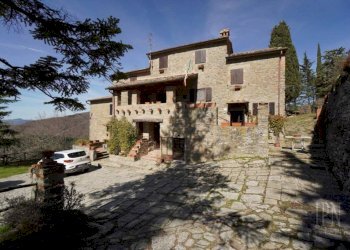 Facciata - Villa strada Comunale della Montagna, 100, Sansepolcro - foto 8