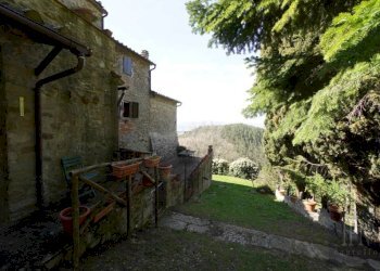 Giardino - Villa strada Comunale della Montagna, 100, Sansepolcro - foto 13