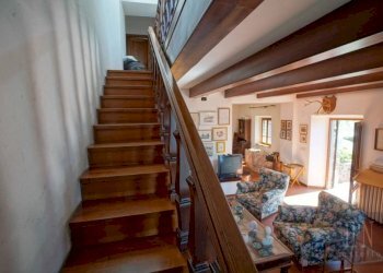 Salone - Villa strada Comunale della Montagna, 100, Sansepolcro - foto 28