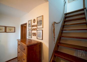 Interno appartamento - Villa strada Comunale della Montagna, 100, Sansepolcro - foto 32