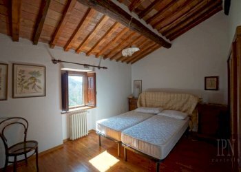 Camera da letto - Villa strada Comunale della Montagna, 100, Sansepolcro - foto 33