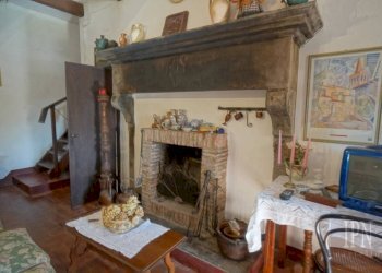 Salone - Villa strada Comunale della Montagna, 100, Sansepolcro - foto 38