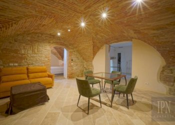 Salone - Appartamento via del Mercato Vecchio, 7, Todi - foto 2