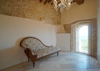 Camera da letto - Appartamento via del Mercato Vecchio, 7, Todi - foto 9