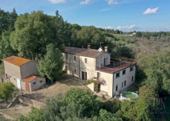 Vista - Rustico via Rodolfo Morandi, 4A, Umbertide - foto 2