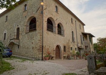 Facciata - Rustico Vocabolo Palazzetto, Città di Castello - foto 14