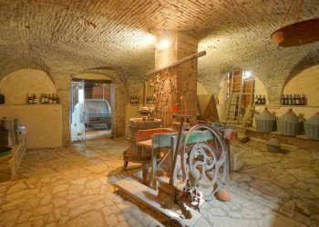 Box auto - Rustico Vocabolo Palazzetto, Città di Castello - foto 16