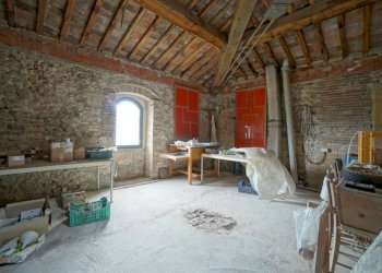 Box auto - Rustico Vocabolo Palazzetto, Città di Castello - foto 34