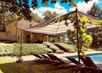 Piscina - Villa strada Statale del Niccone, Umbertide - foto 11