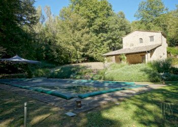 Piscina - Villa strada Statale del Niccone, Umbertide - foto 12