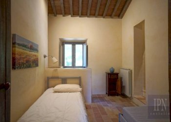 Camera da letto - Villa strada Statale del Niccone, Umbertide - foto 42
