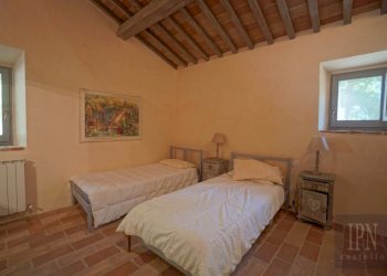 Camera da letto - Villa strada Statale del Niccone, Umbertide - foto 44