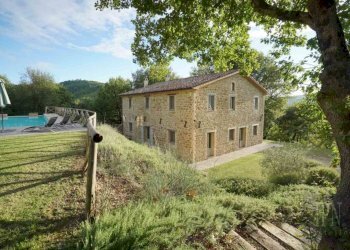 Piscina - Villa Località Caresto, Gubbio - foto 11
