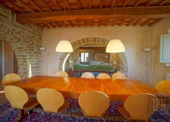 Salone - Villa Località Caresto, Gubbio - photo 23