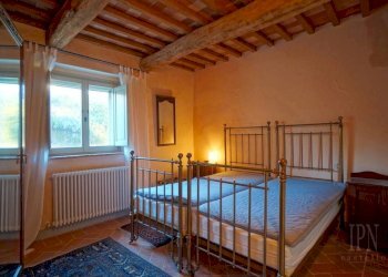 Camera da letto - Villa Località Caresto, Gubbio - photo 27