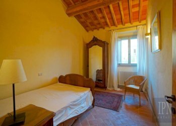 Camera da letto - Villa Località Caresto, Gubbio - photo 35