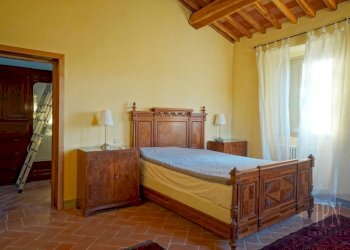 Camera da letto - Villa Località Caresto, Gubbio - photo 37