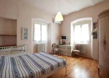 Camera da letto - Appartamento piazza Carlo Marx, 10, Umbertide - foto 12