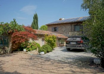 Giardino - Villa Località Badia di Monte Corona, Umbertide - foto 12