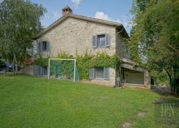 Giardino - Villa Località Badia di Monte Corona, Umbertide - foto 14