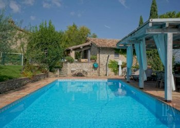 Piscina - Villa Località Badia di Monte Corona, Umbertide - foto 15