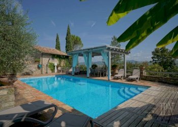 Piscina - Villa Località Badia di Monte Corona, Umbertide - foto 16