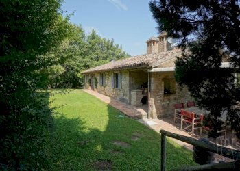 Giardino - Villa Località Badia di Monte Corona, Umbertide - foto 22