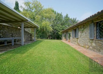 Giardino - Villa Località Badia di Monte Corona, Umbertide - foto 23