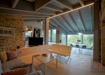 Salone - Villa Località Badia di Monte Corona, Umbertide - foto 27