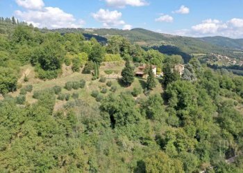 Vista - Villa strada Provinciale di Morra, Città di Castello - foto 2