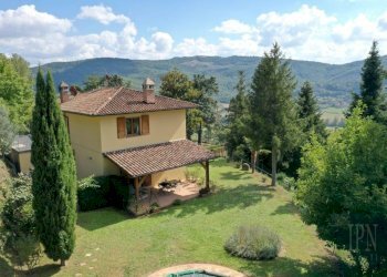 Piscina - Villa strada Provinciale di Morra, Città di Castello - foto 10