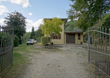 Giardino - Villa strada Provinciale di Morra, Città di Castello - foto 23