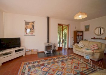 Salone - Villa strada Provinciale di Morra, Città di Castello - foto 28